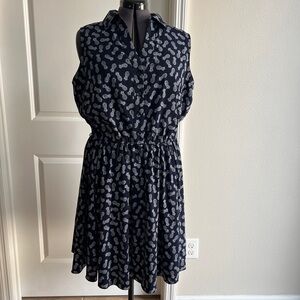 Navy Sleeveless Pineapple Print Dress